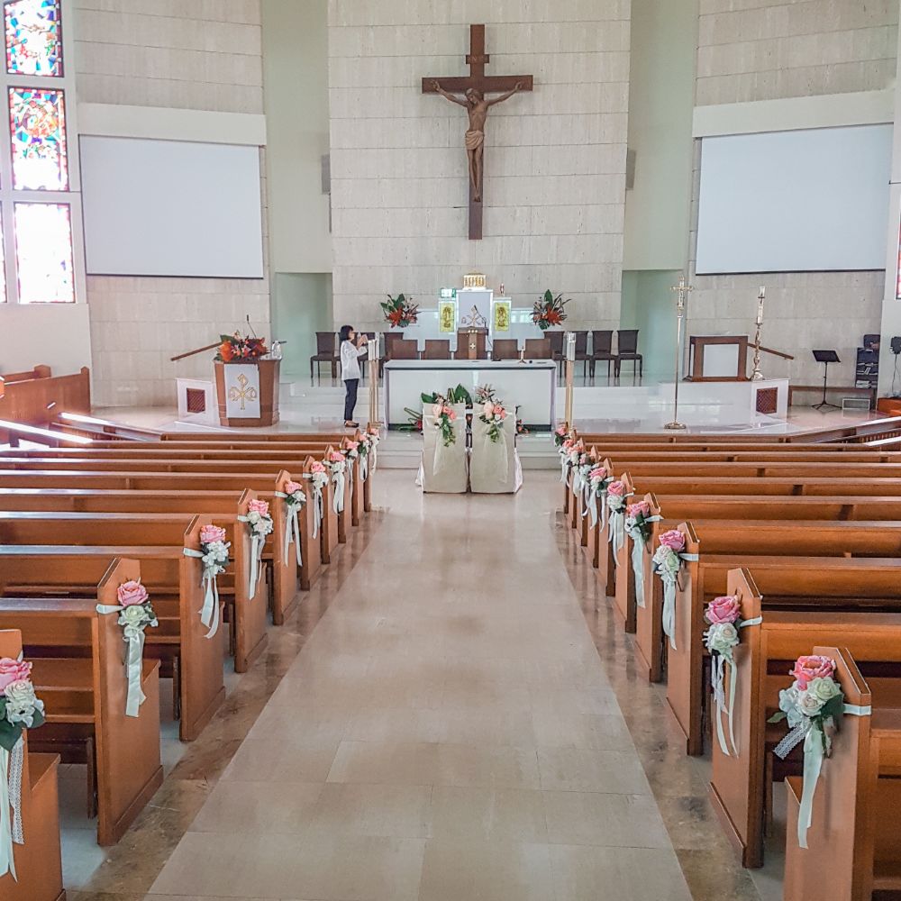 Church Wedding Decor Essentials to Consider